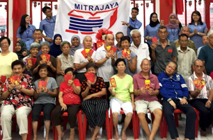 Celebrating CNY with the Needy and Elderly
