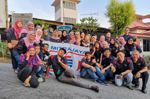 Gotong Royong and Buka Puasa with the Elderly